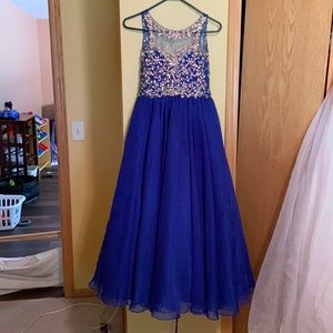 Girls Tiffany gown. Fair condition